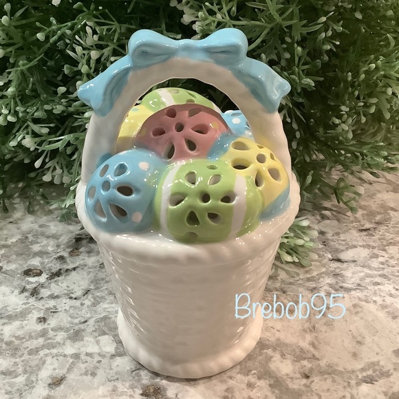 Ceramic LIGHT UP LED Basket with Easter Eggs- LAST ONE - Picture 6 of 8
